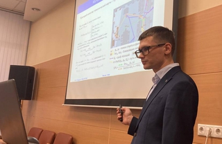 Kirill Muravyov defended a Ph. D. thesis, while Vladimir Putin studied the work by Stepan Dergachyov and Konstantin Yakovlev